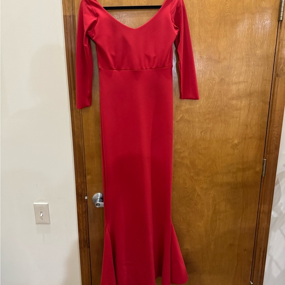 Chiara Boni red gown, worn once - Picture 3 of 3